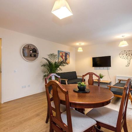 Elegant 2 Bedroom City Centre Apartment - Free Parking - Private Balcony Единбург Екстер'єр фото