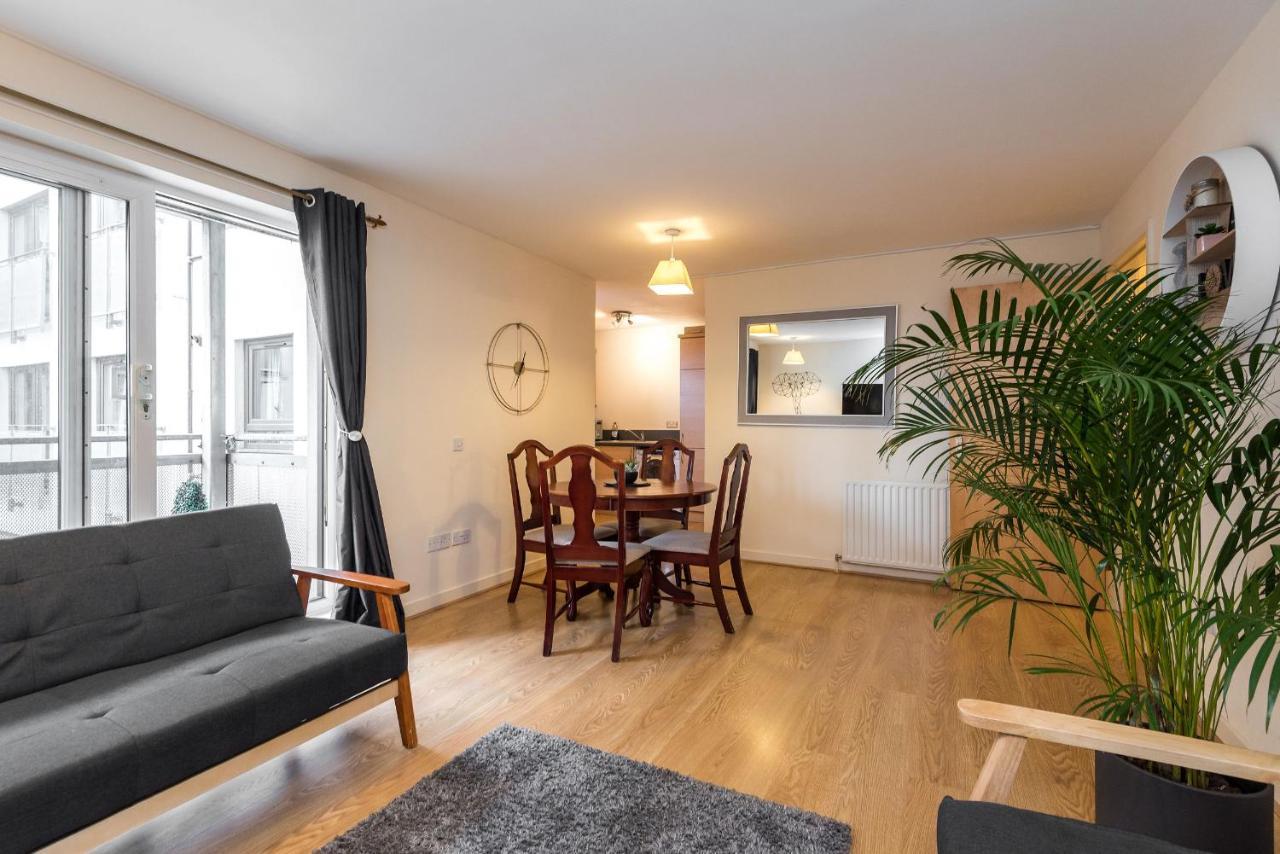 Elegant 2 Bedroom City Centre Apartment - Free Parking - Private Balcony Единбург Екстер'єр фото
