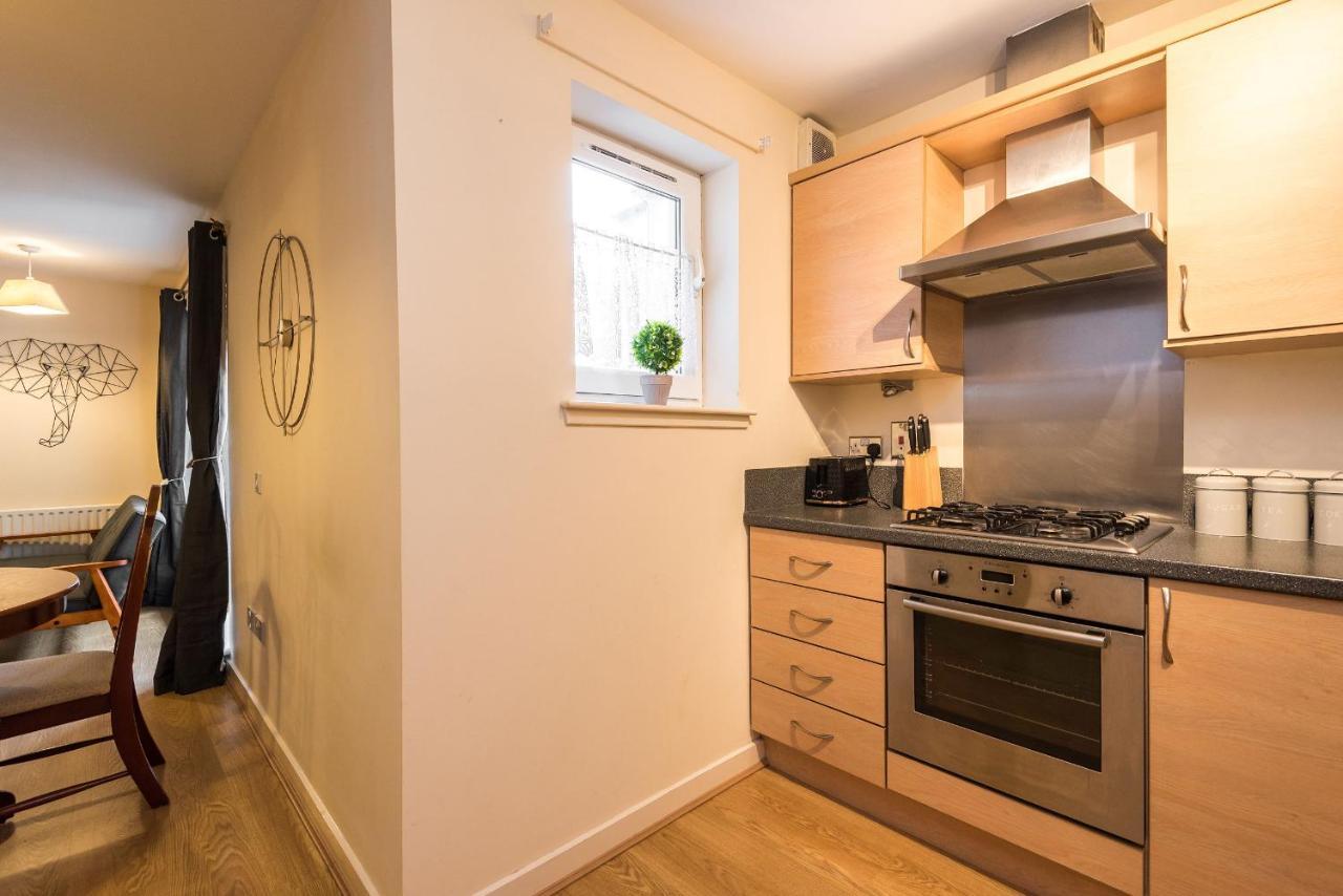 Elegant 2 Bedroom City Centre Apartment - Free Parking - Private Balcony Единбург Екстер'єр фото