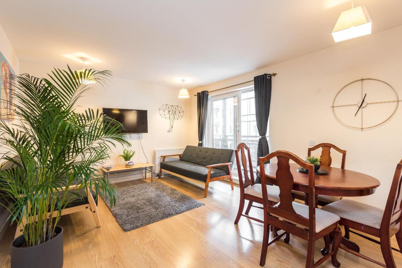 Elegant 2 Bedroom City Centre Apartment - Free Parking - Private Balcony Единбург Екстер'єр фото