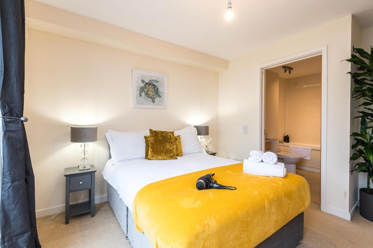Elegant 2 Bedroom City Centre Apartment - Free Parking - Private Balcony Единбург Екстер'єр фото