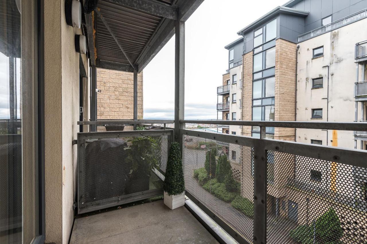 Elegant 2 Bedroom City Centre Apartment - Free Parking - Private Balcony Единбург Екстер'єр фото